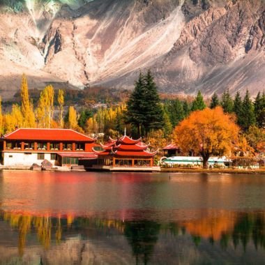 Pakistan Budget Tour